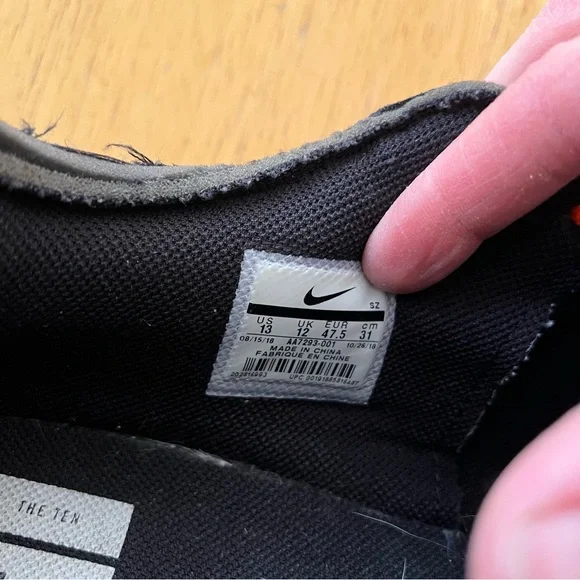 Nike Air Max 90 Men’s Black, White & Orange Low-Top Athletic Sneakers - Picture 6 of 13